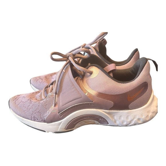 Nike Running shoes Rose gold/ Mauve! Wore once. Like New!!! 8.5 - Picture 3 of 7